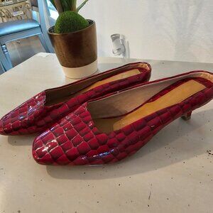 Jaggar - Red crocodiles embossed shoes